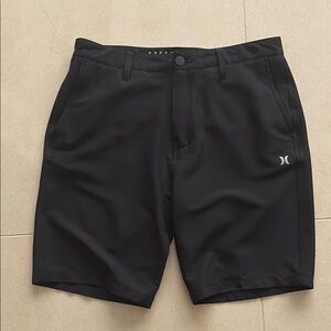 Hurley Men's Classic Black Hybrid Shorts size 32. Excellent condition.